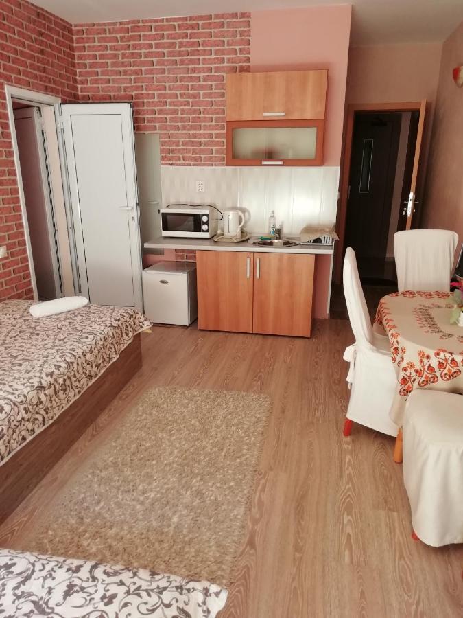 Art Guest House Orchidea بوموري المظهر الخارجي الصورة